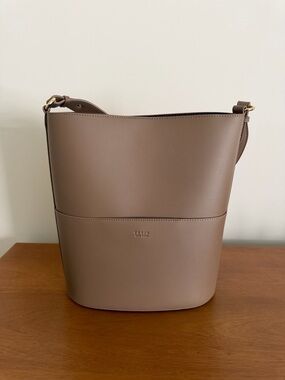 Freja New York tall tote
